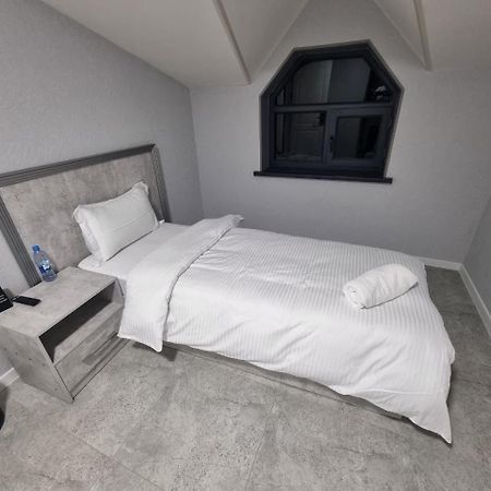 Revel Hotel ทาชเคนต์ ภายนอก รูปภาพ